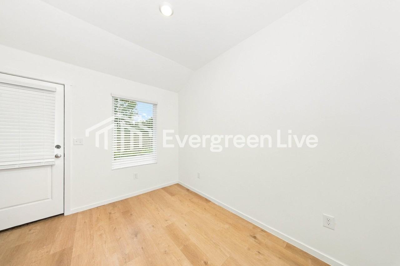 5940 Norway Spruce Street - Photo 6 of 16