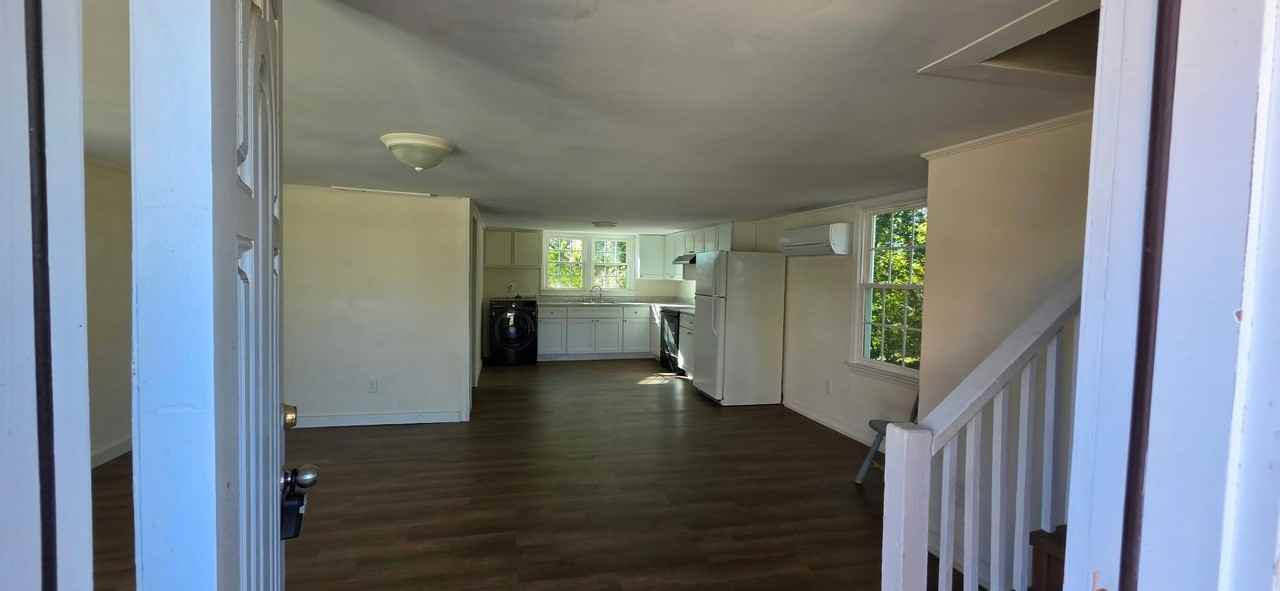 605B Grove St #605B - Photo 3 of 15