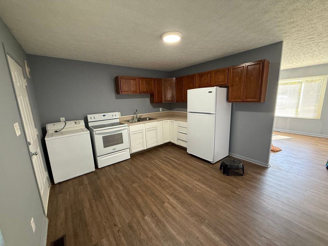 4471 Gaiter Ln - Photo 5 of 10