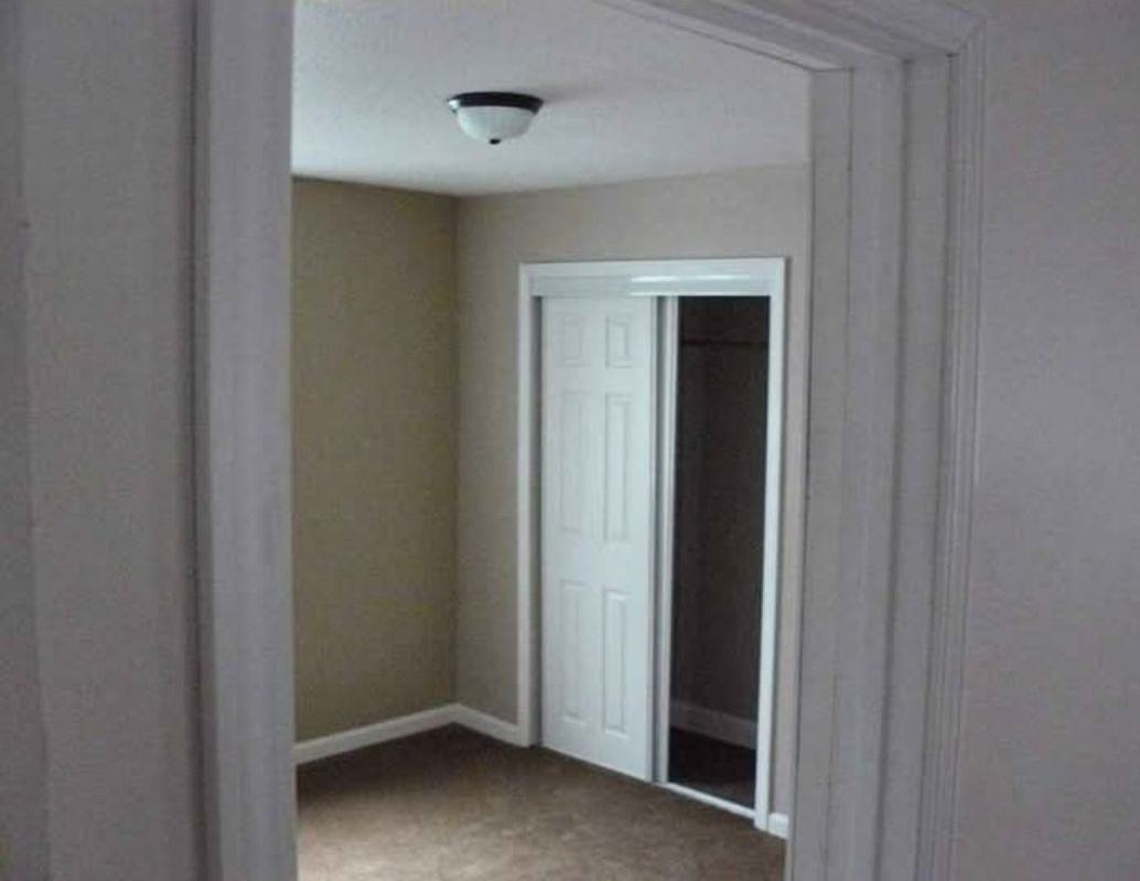 310 B St Sw - Photo 4 of 13