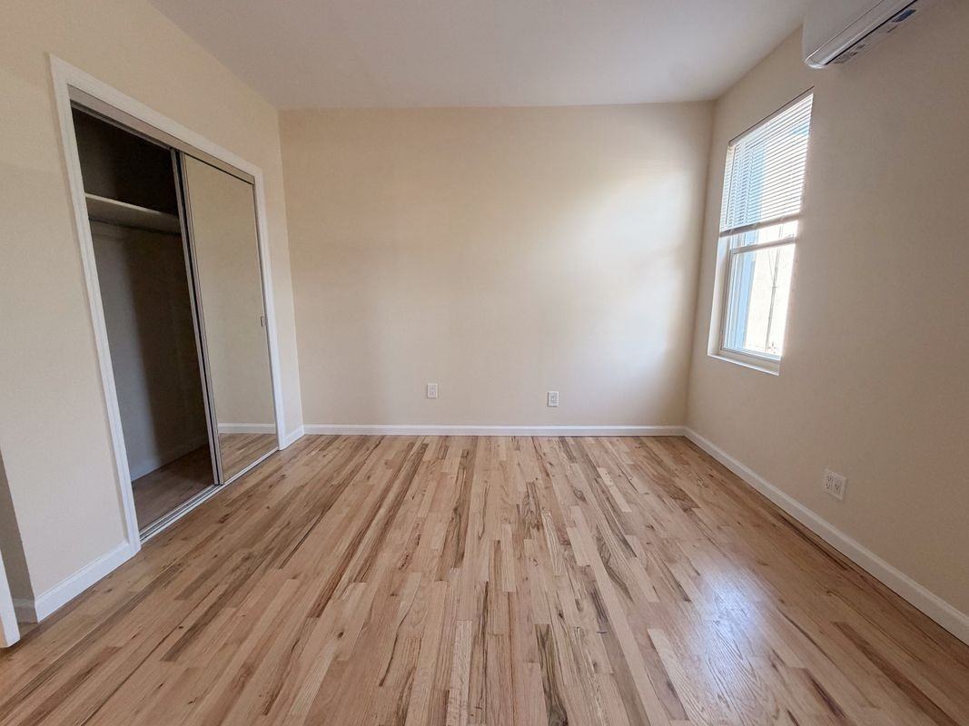 3232 60th St - Photo 6 of 14