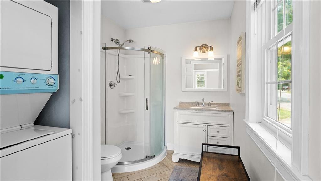 110 Vine St - Photo 5 of 22