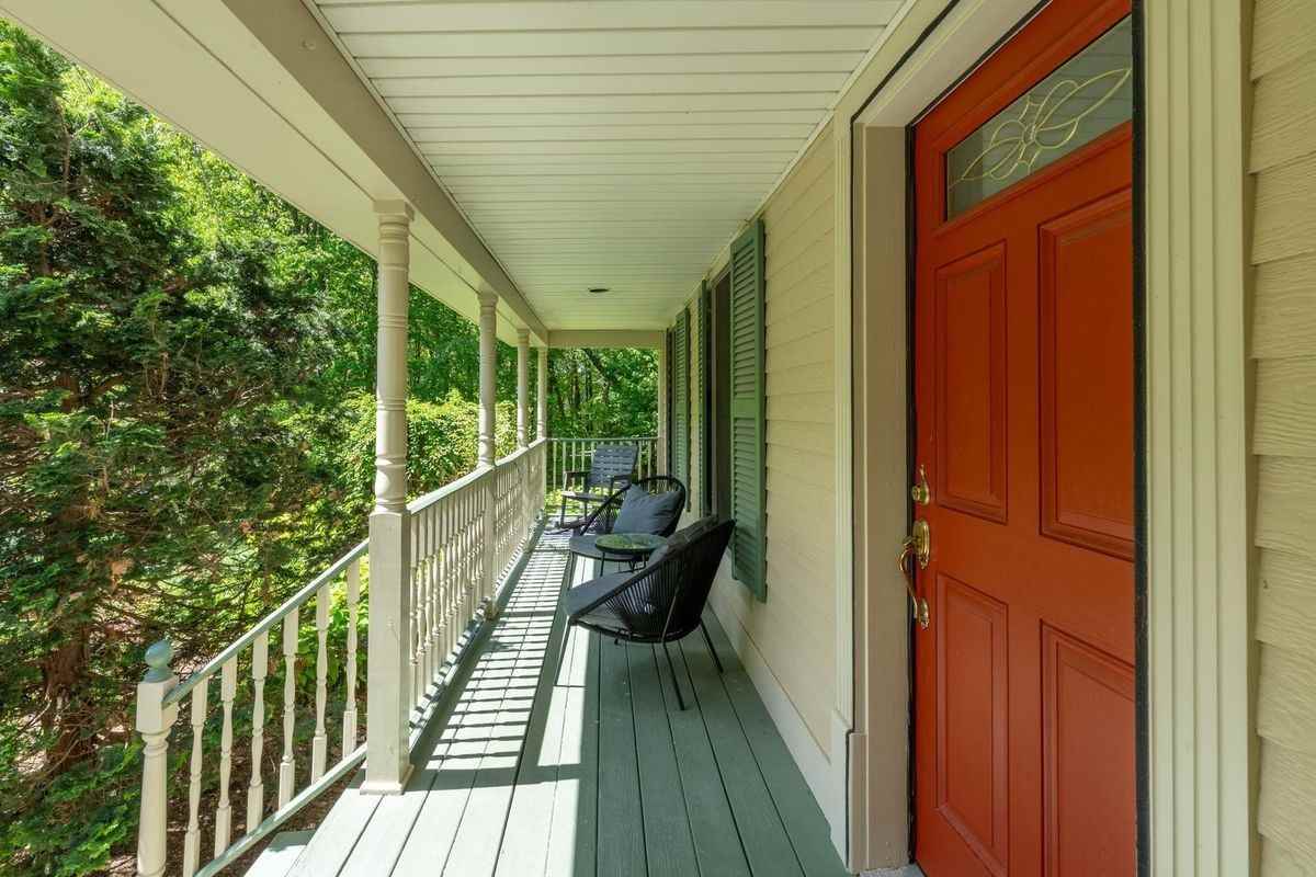 741 N Pembroke Rd - Photo 4 of 17