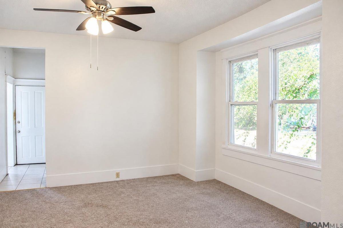 3964 Louisiana Avenue Pkwy - Photo 3 of 13