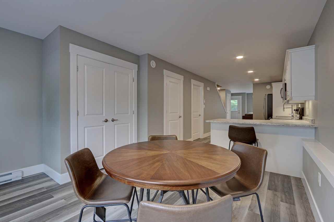 771 Maclaren Avenue #4 - Photo 5 of 23