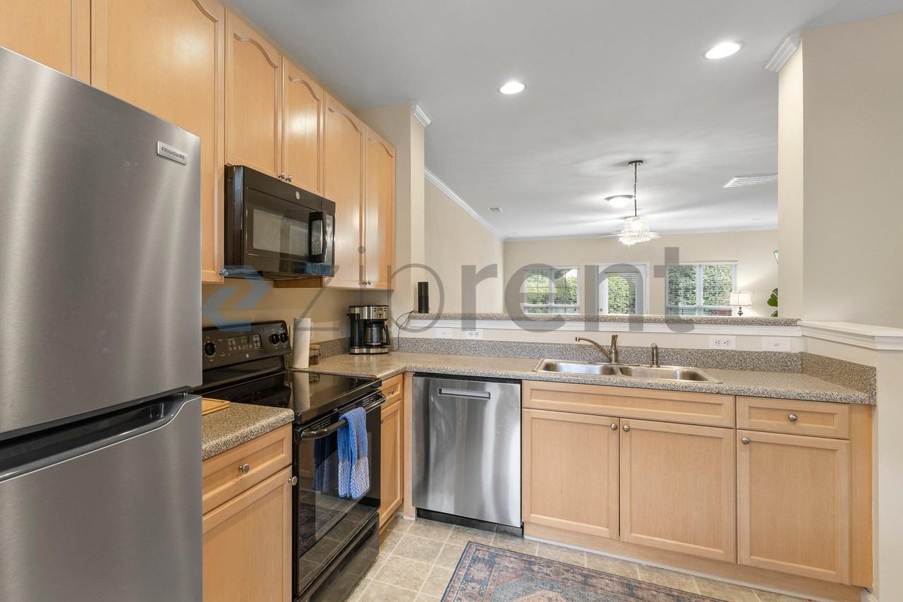 530 Jetton St - Photo 6 of 17