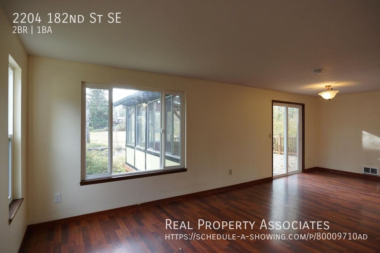 2204 182nd St Se - Photo 5 of 18