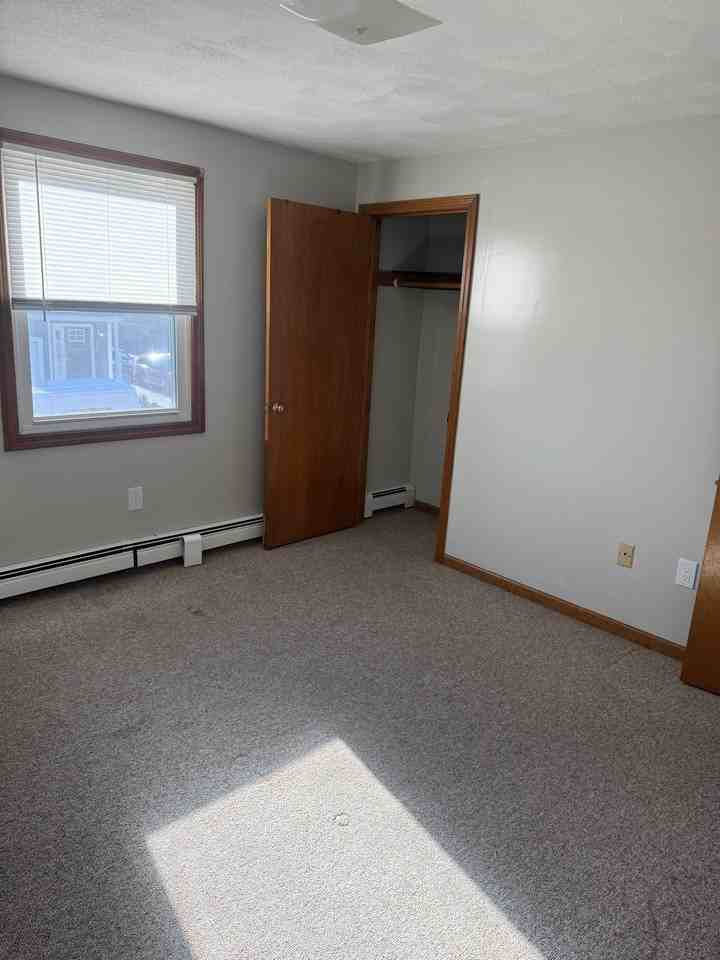 396398 Juniper St #398 - Photo 5 of 8