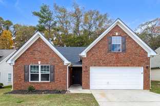 1573 Queen Elizabeth Dr - Photo 1 of 1