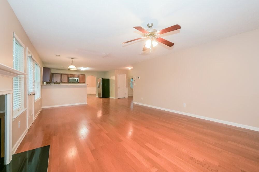 3800 Georgia Dr - Photo 5 of 17