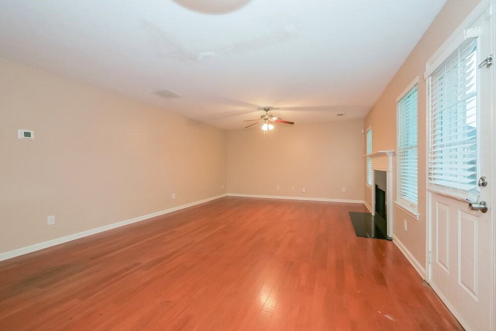 3800 Georgia Dr - Photo 6 of 17