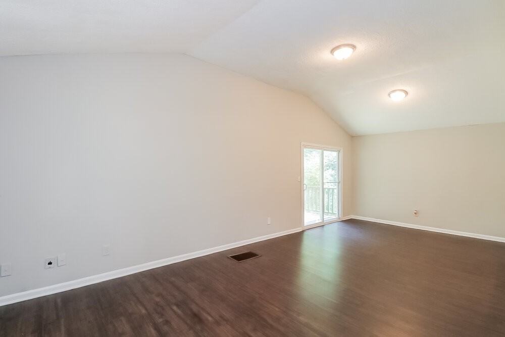 108 Country Pl - Photo 4 of 21
