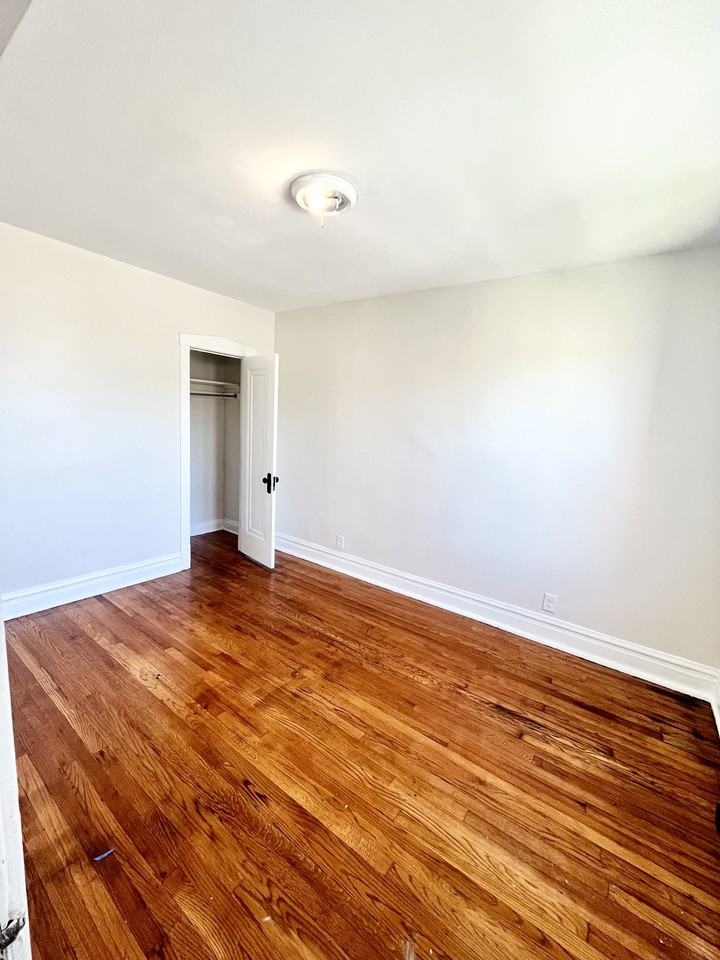 2119 S 51st Ave #2 - Photo 3 of 14