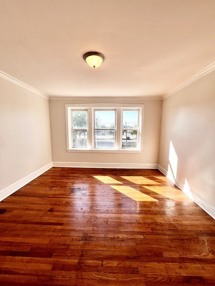 2119 S 51st Ave #2 - Photo 6 of 14