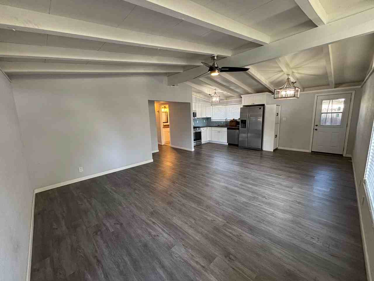 1047 Blazingwood Dr - Photo 3 of 22