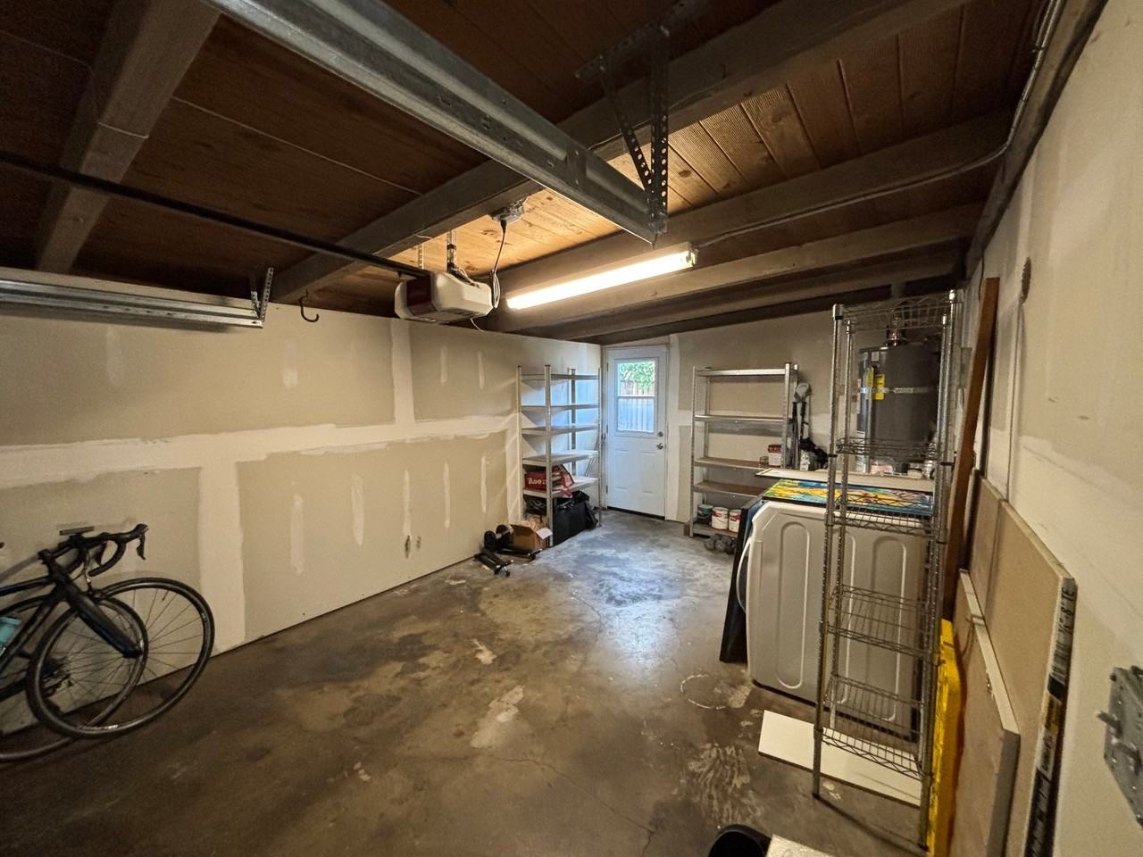 1047 Blazingwood Dr - Photo 7 of 22