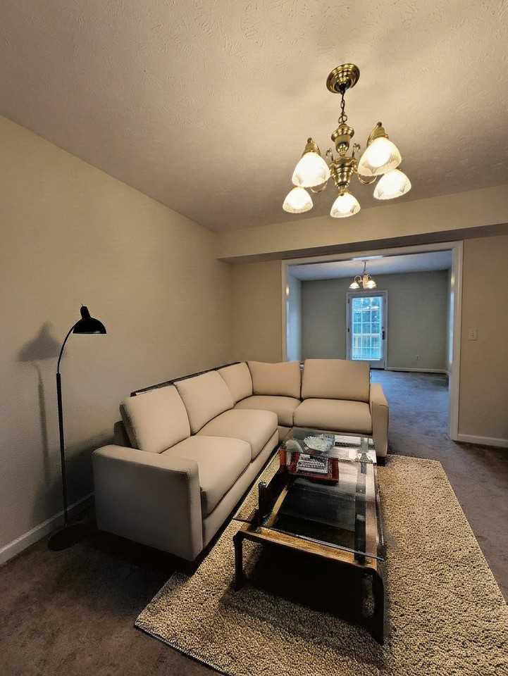 600 Republic Rd - Photo 4 of 27