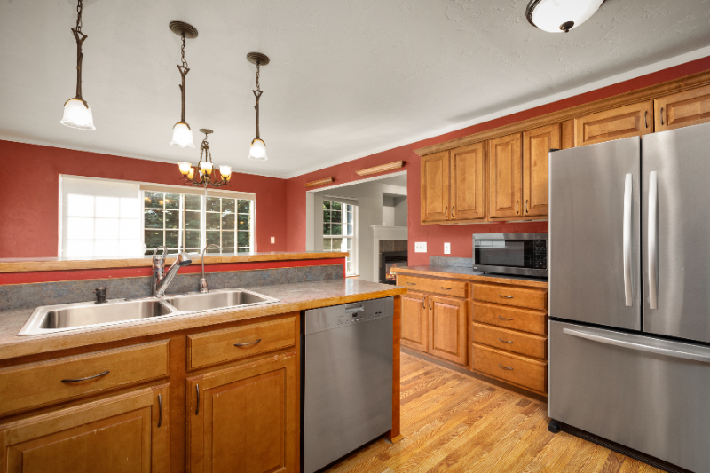 1248 16th Ave W - Photo 7 of 34