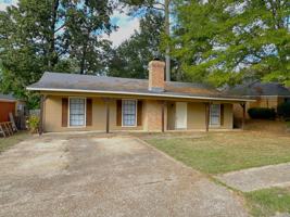 featured image of 2050 Stockton Pl