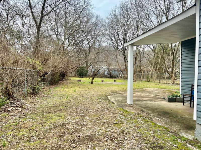 2418 Taylor St - Photo 2 of 16