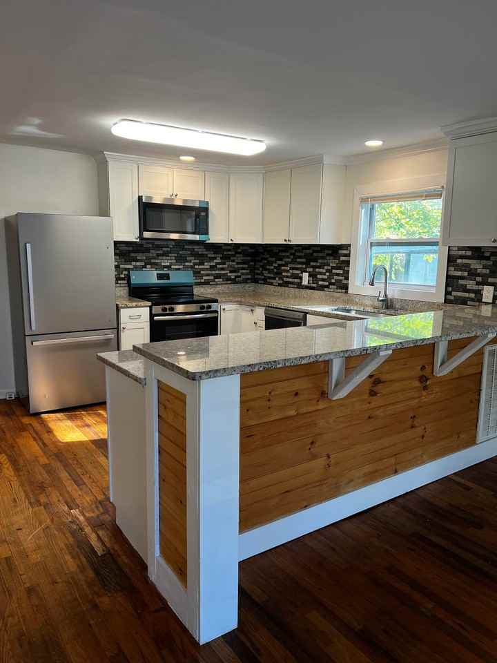 2418 Taylor St - Photo 7 of 16