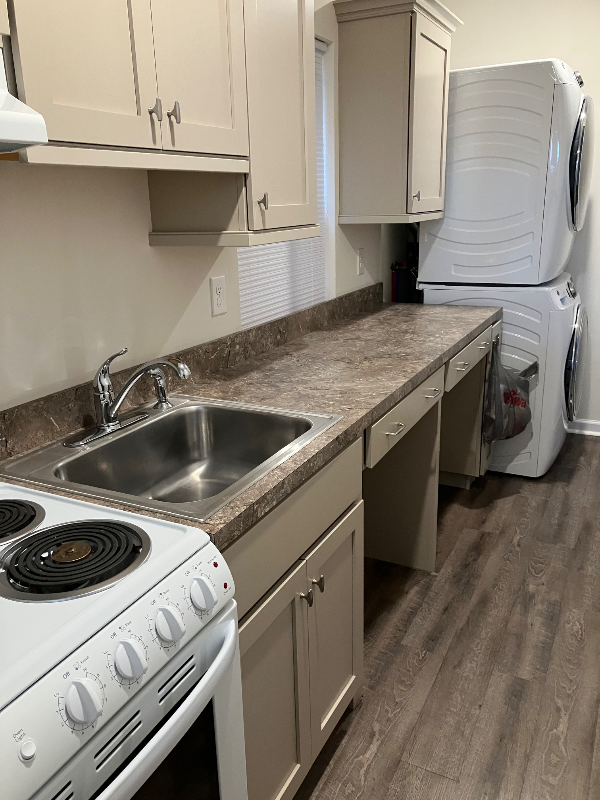 613 Main St #1 - Photo 4 of 10