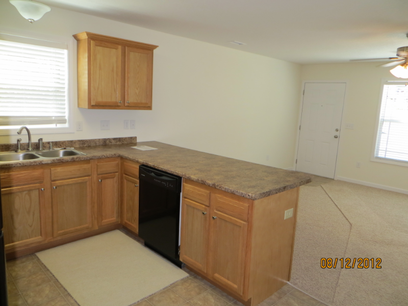 45 Hillside St #C - Photo 5 of 11