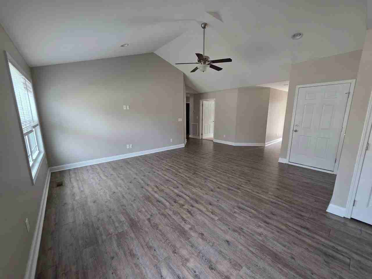 1608 Bobby Nichols Dr - Photo 3 of 10
