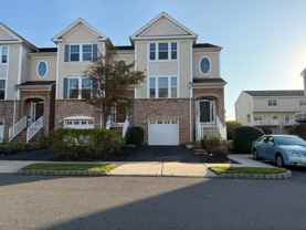 215 Mallard Ln - Photo 1 of 1