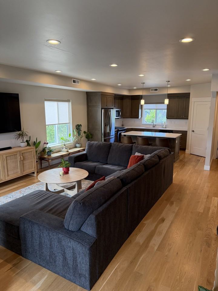 1826 E Melbourne Ct - Photo 3 of 19