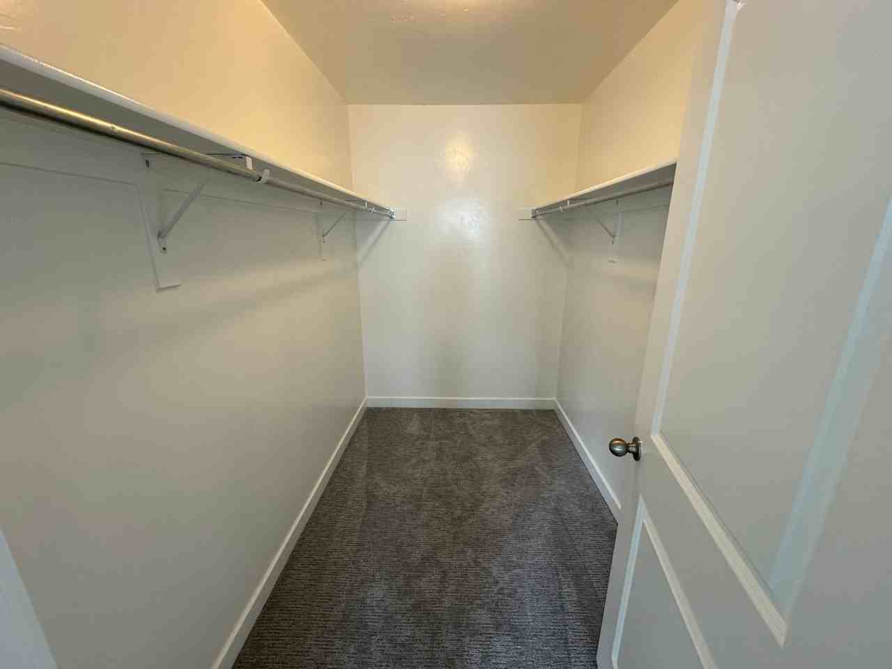 14476 S Windom Rd - Photo 2 of 8