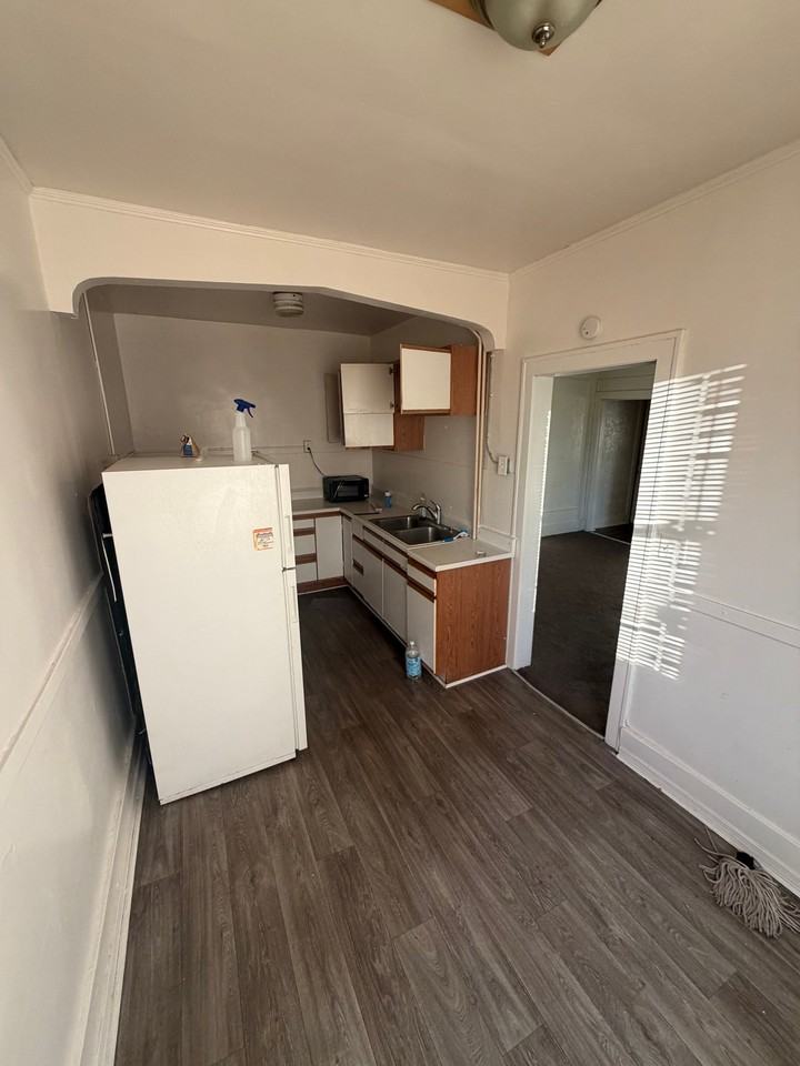 423 Washington St #103 - Photo 7 of 7
