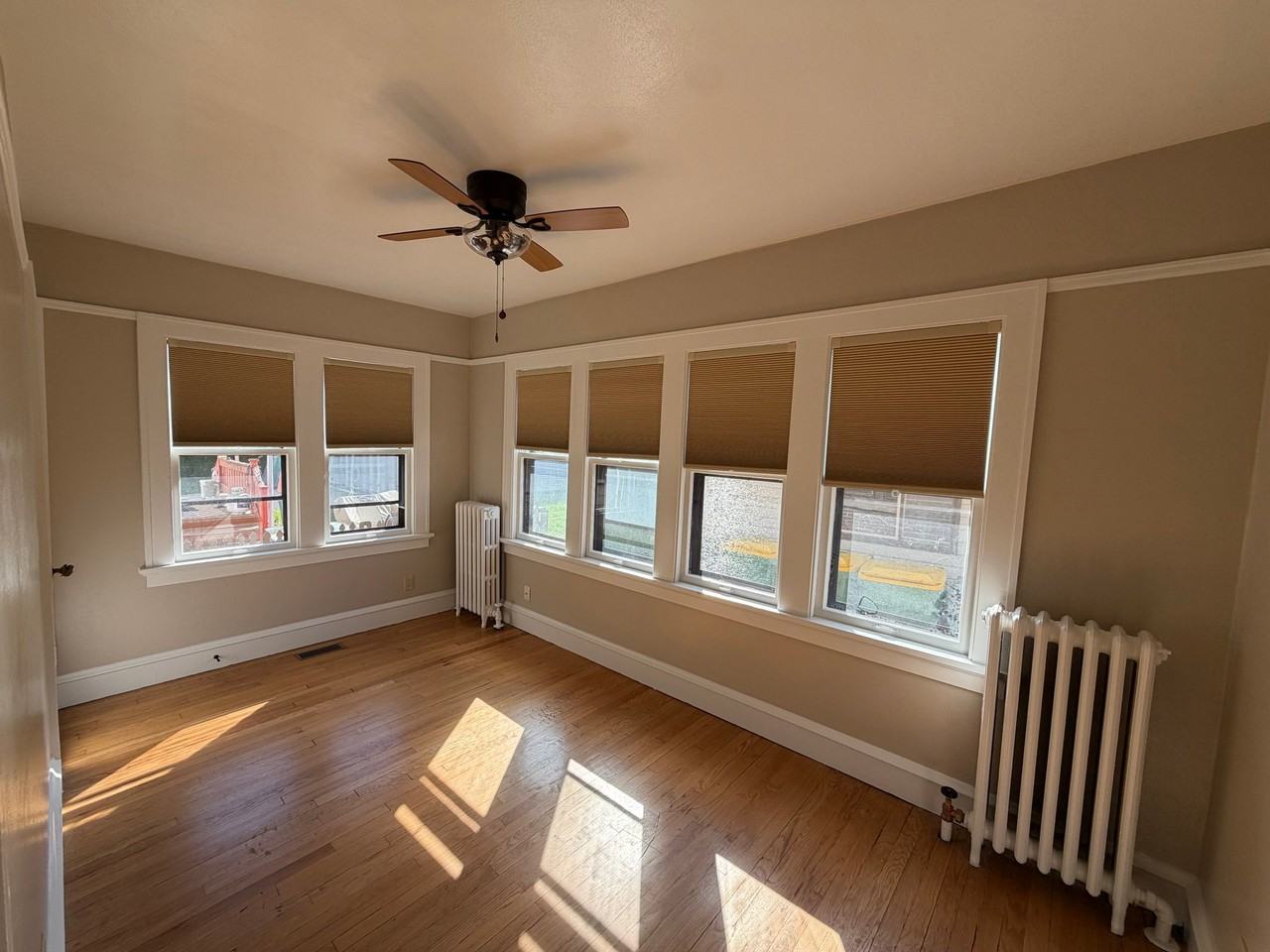 1907 E Wood Pl #1907 - Photo 3 of 10