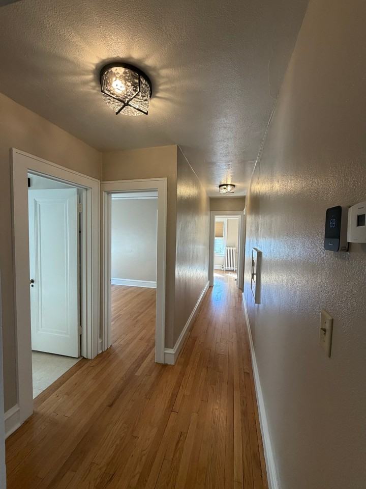 1907 E Wood Pl #1907 - Photo 4 of 10