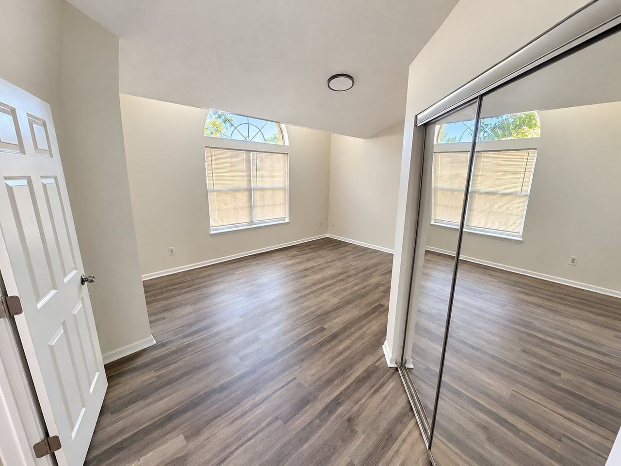 3705 Rome Ter - Photo 6 of 11
