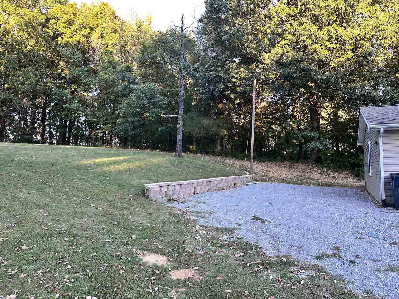 6880 Davis Rd - Photo 2 of 13
