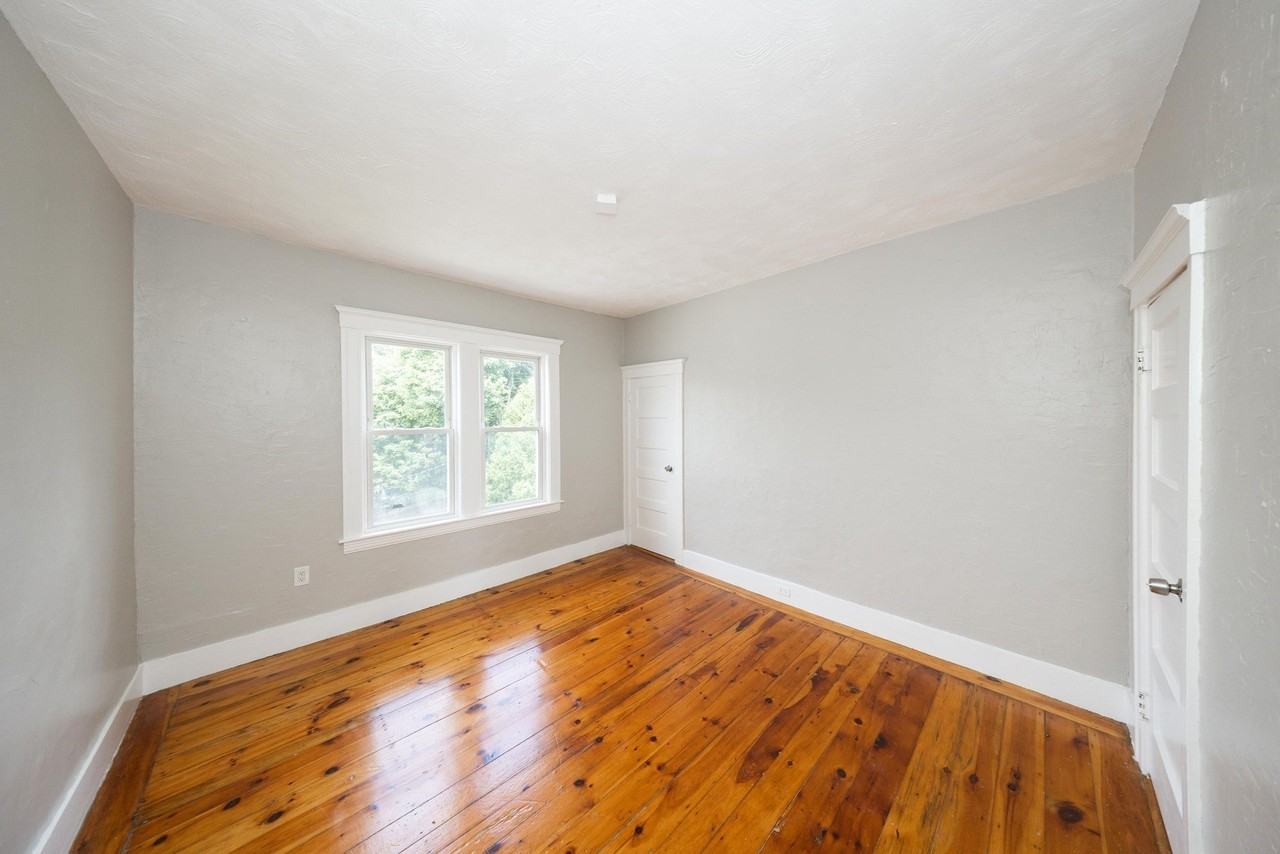 38 Everard St #1 - Photo 6 of 12