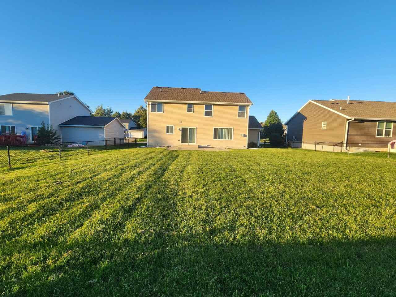 410 Oak Park Cir - Photo 6 of 23