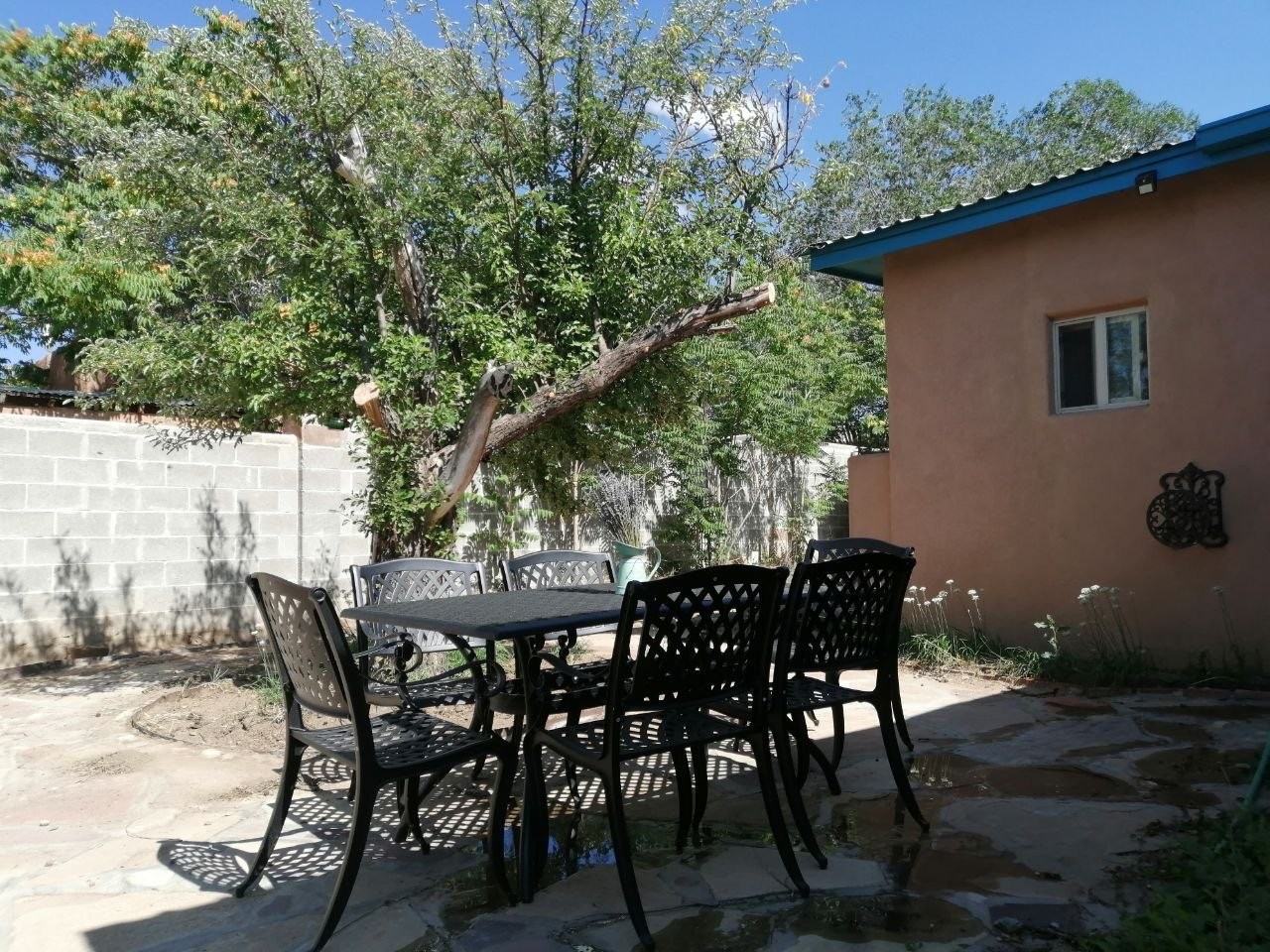 1803 1/2 Agua Fria St - Photo 2 of 19