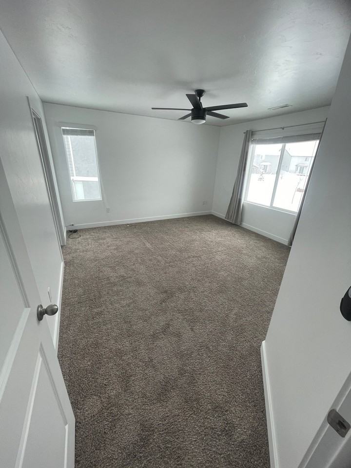 5166 W Koppers Ln - Photo 5 of 9