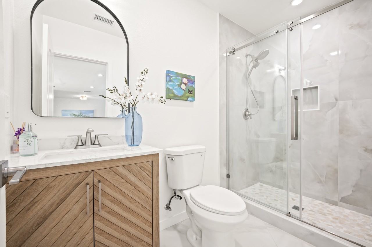 12532 Twinleaf Ln - Photo 2 of 12