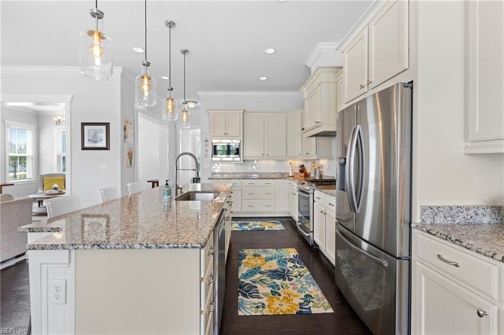 1925 Flintshire Dr - Photo 5 of 20