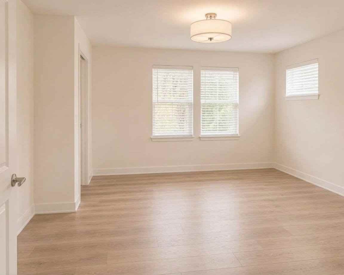 380 22nd St Se - Photo 2 of 5