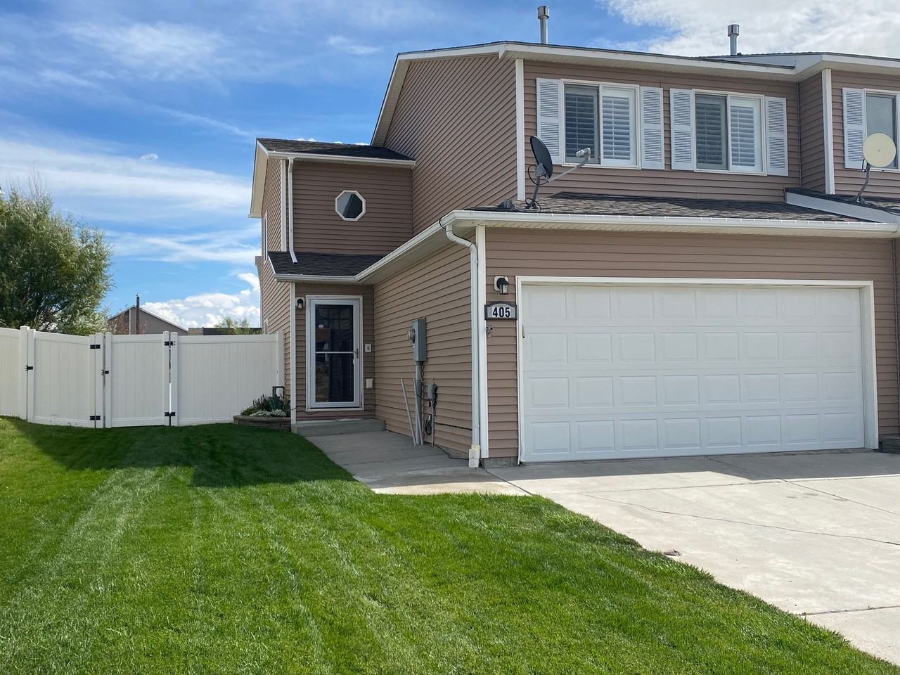 405 Rampart Dr