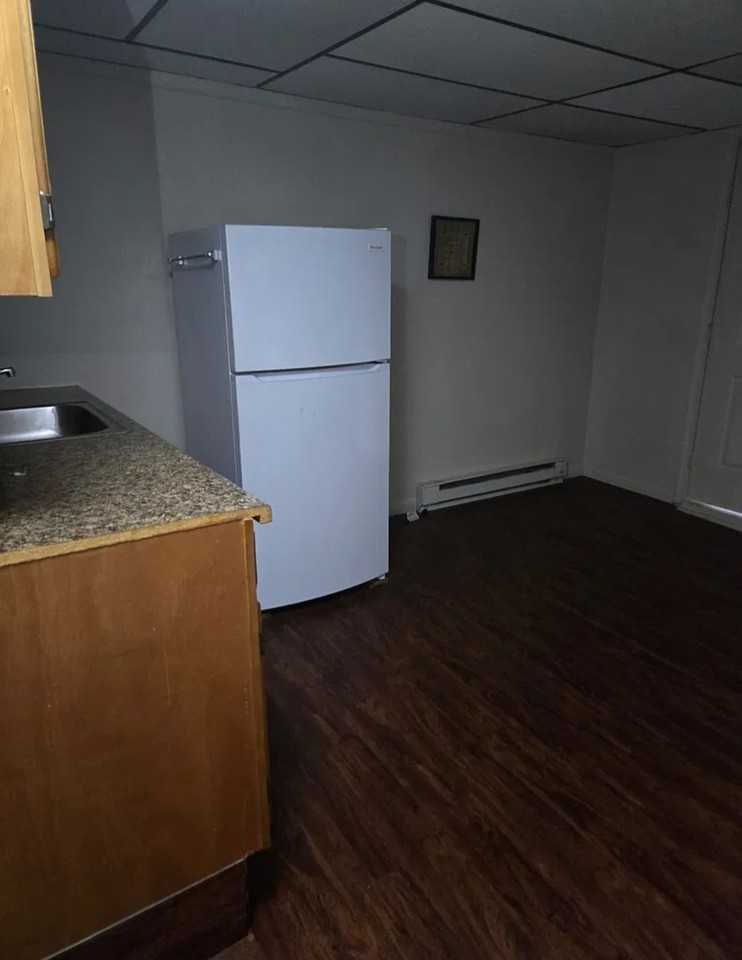 1015 Lehman St #D - Photo 4 of 8