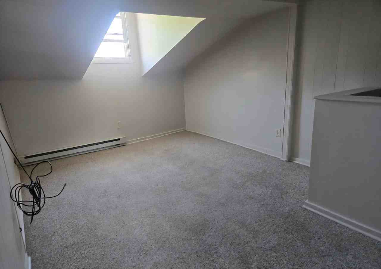 1015 Lehman St #D - Photo 6 of 8