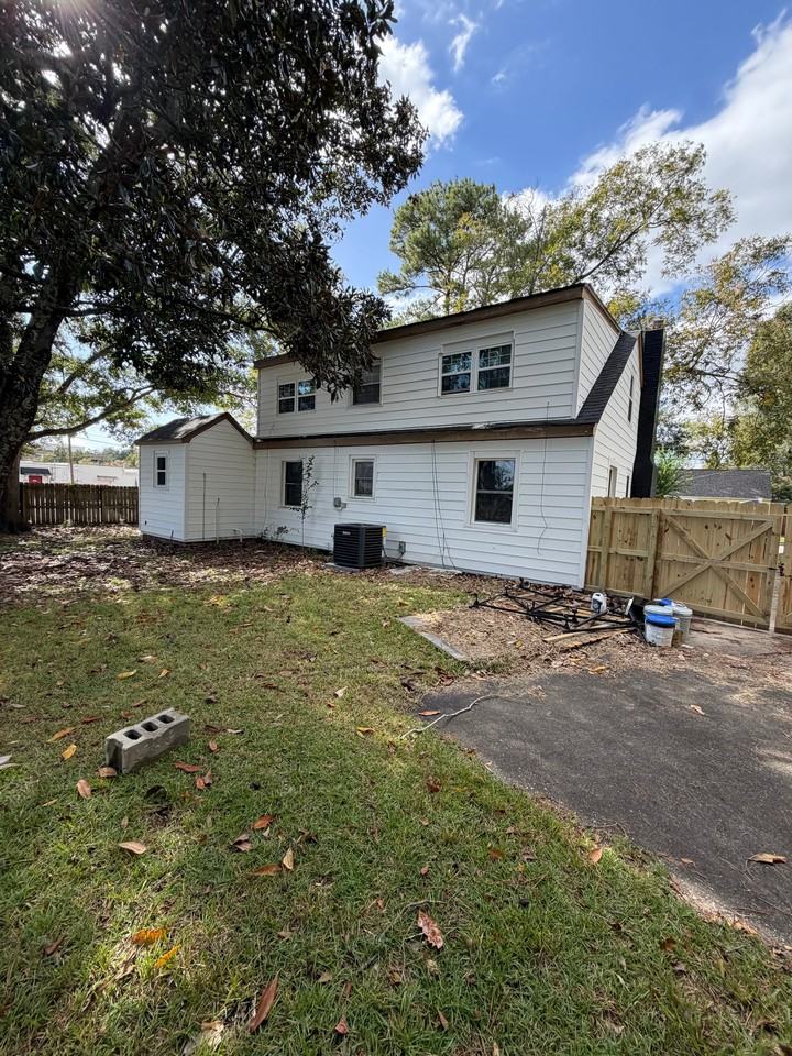 312 Bordeaux St - Photo 3 of 18