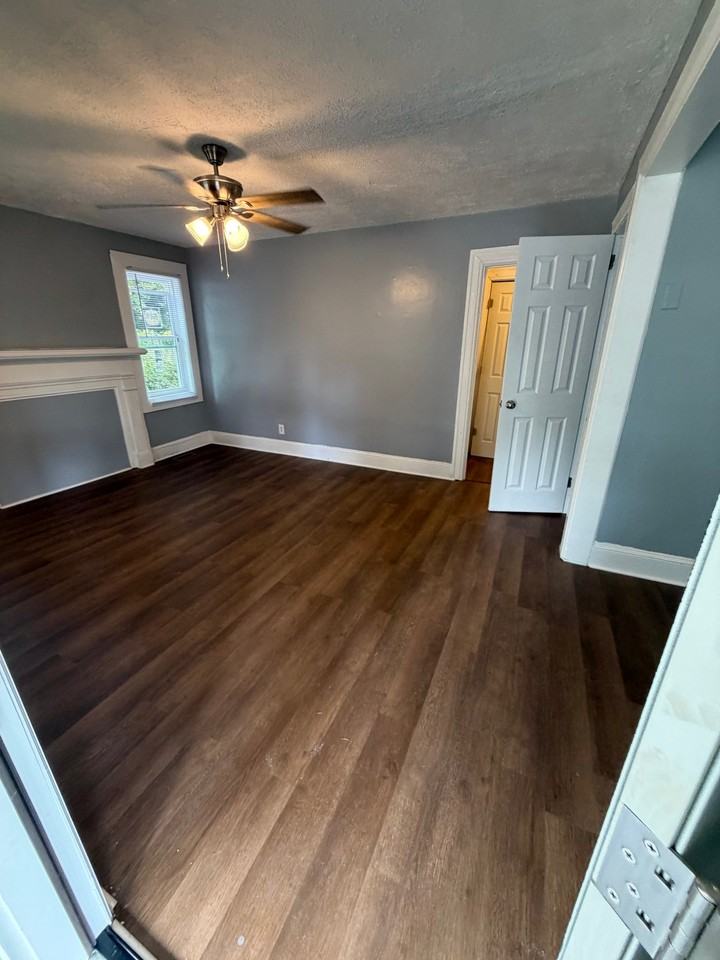 312 Bordeaux St - Photo 4 of 18