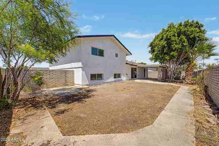 1403 E Minton Dr - Photo 2 of 20