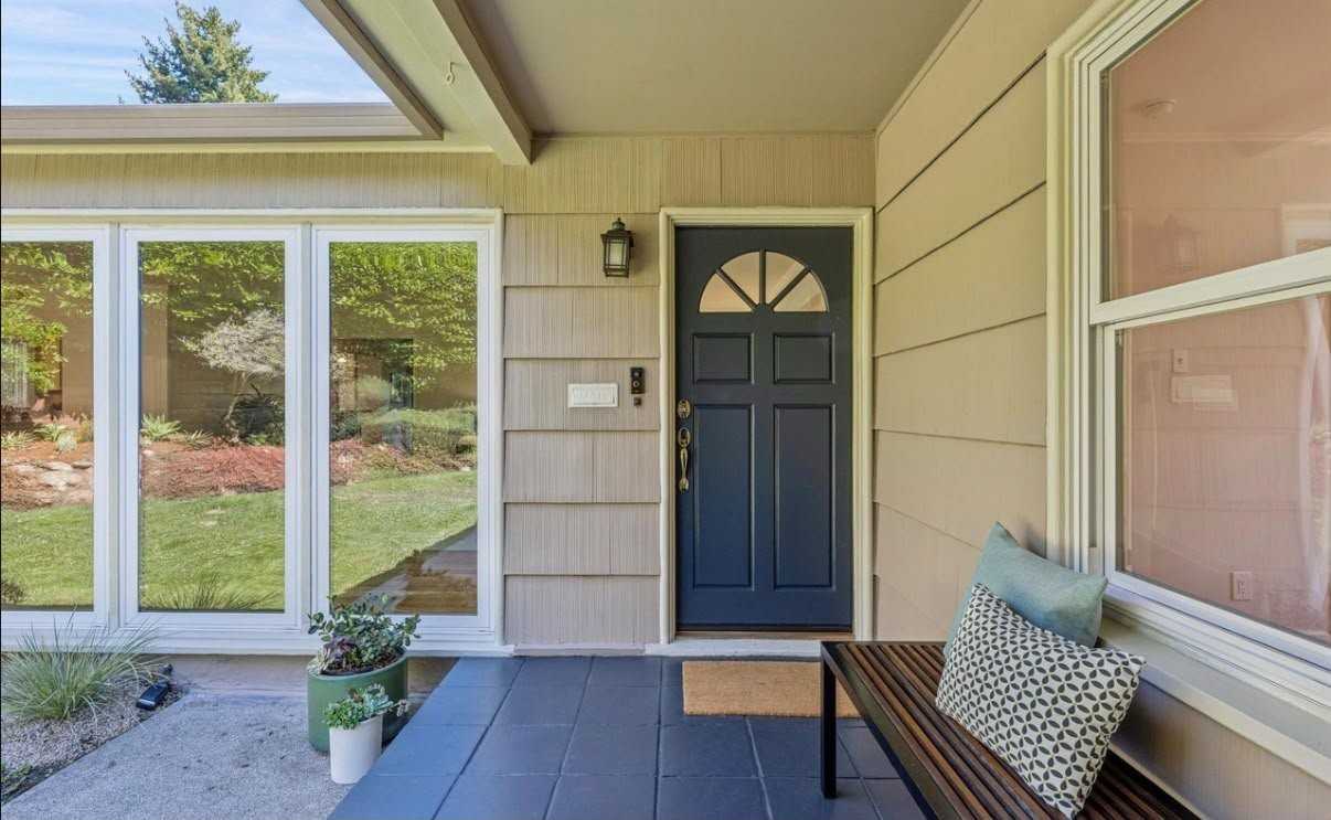 66 Arlington Ct - Photo 4 of 16